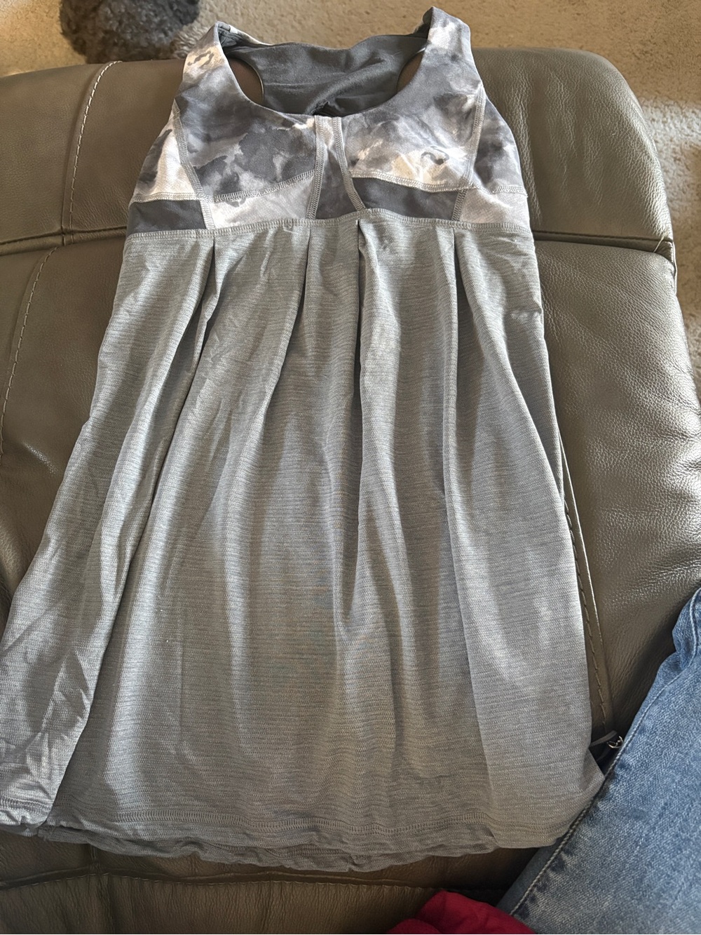 🚨4/$70🚨Lululemon tank Tops x4 Bundle!!  - Pink, Black, Gray - Picture 4 of 8